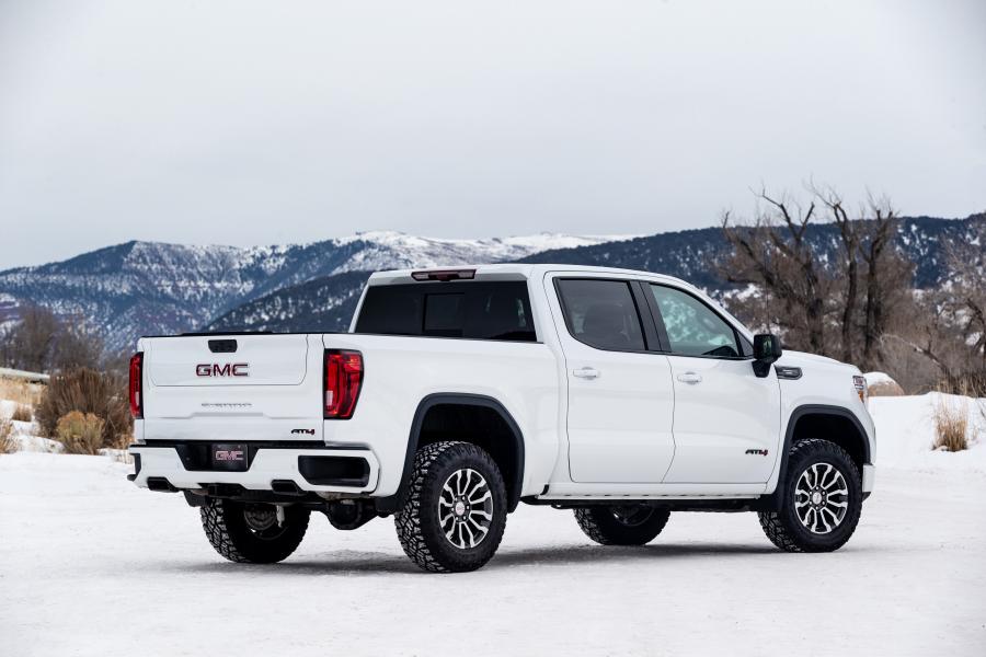  GMC Sierra AT4 Crew Cab 2018 года  (фото 38 из 40)